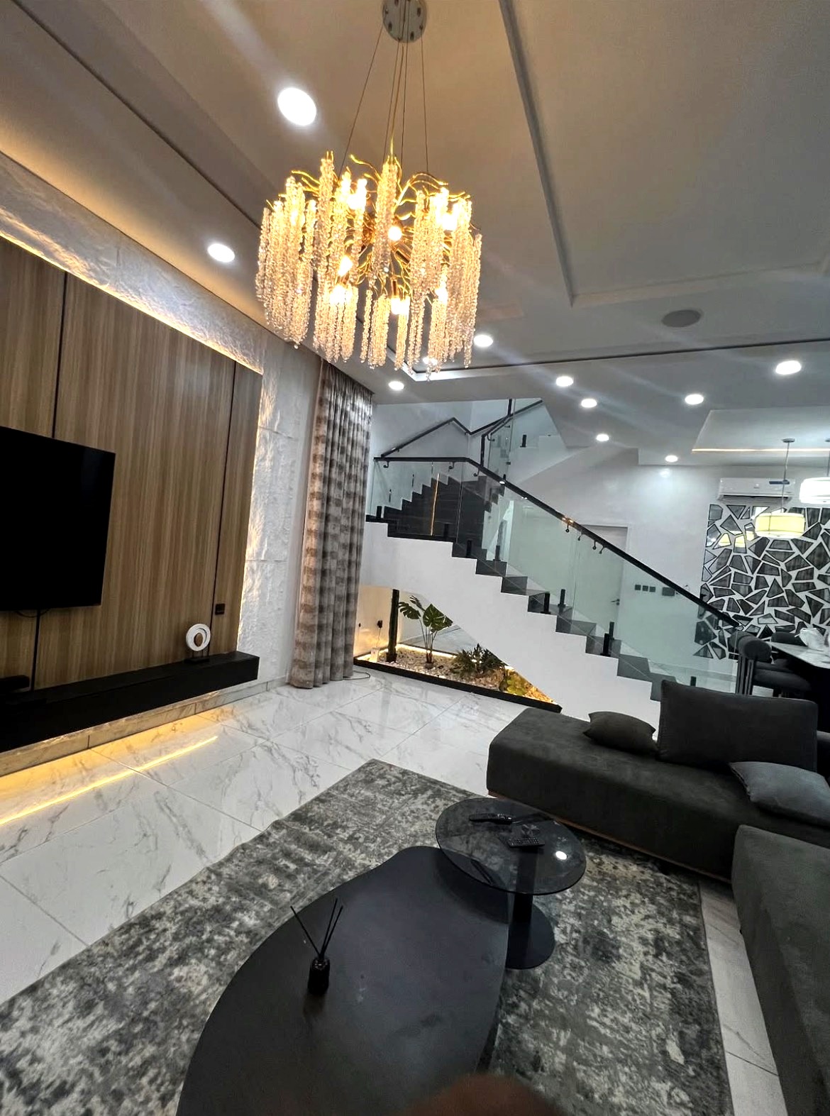 Living Area Wide